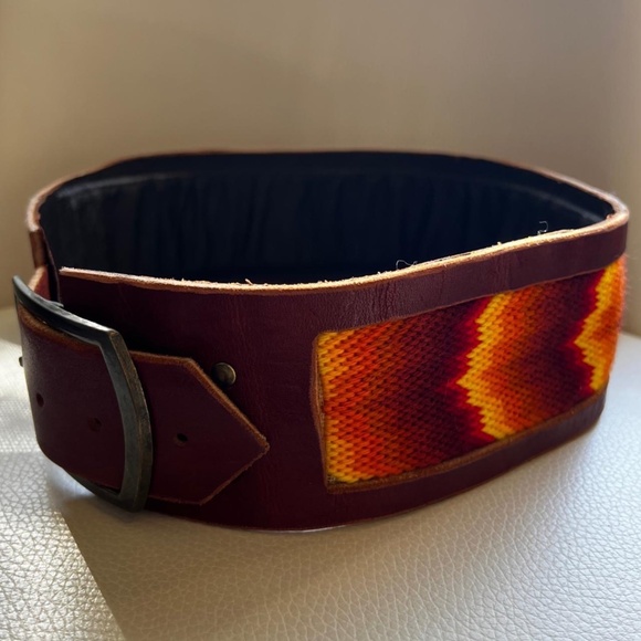 Vintage Wide Embroidered Brown Leather Southwestern Style Corset Belt - Picture 2 of 9